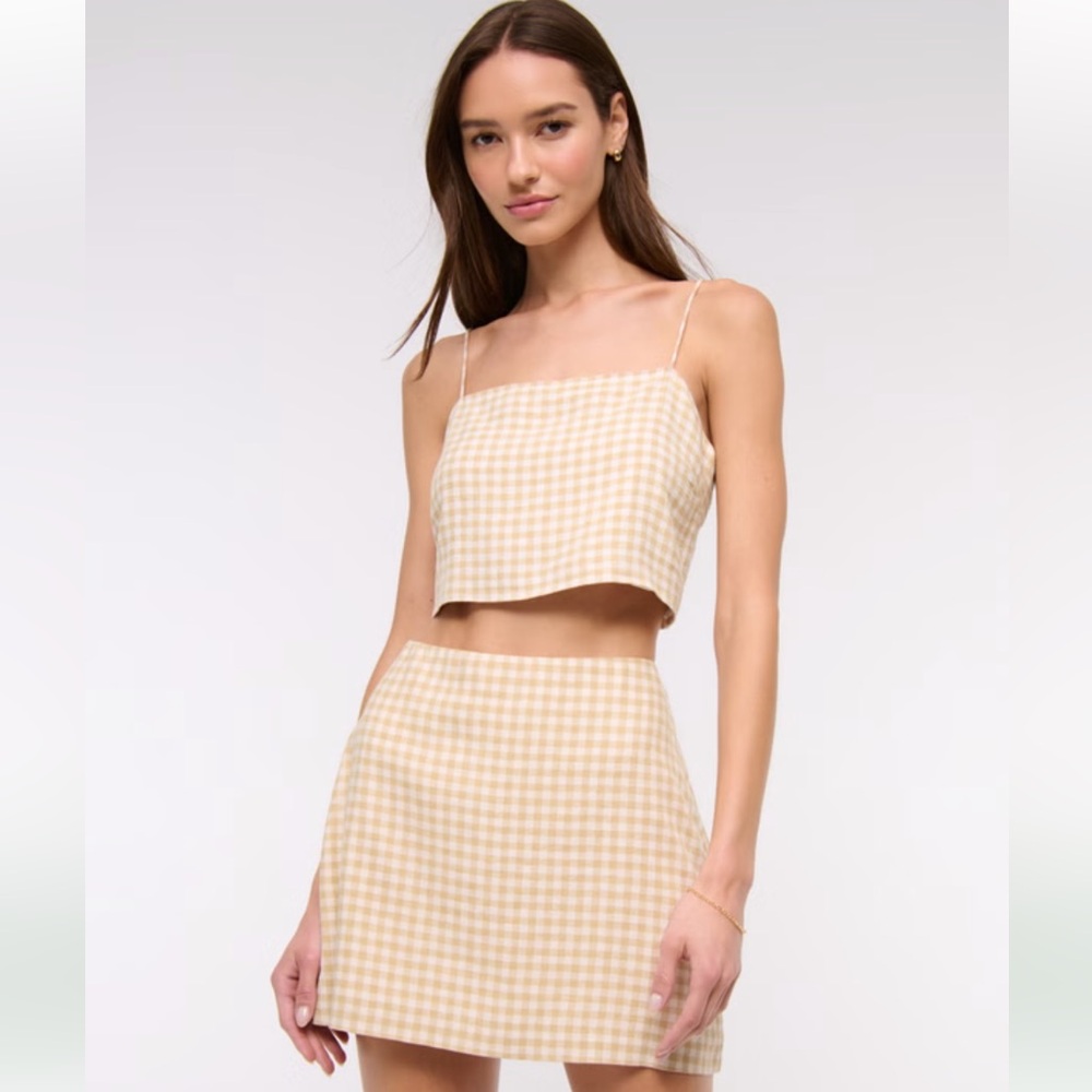 The A&F Scarlett Curve Love Linen-Blend Mini Skort - Brown Gingham Size L - NWT